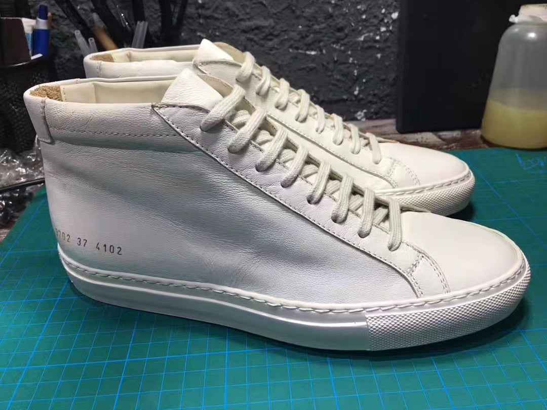 Common Projects Women's Achilles Mid in Beige, 3702-4102: beige achilles mid pair